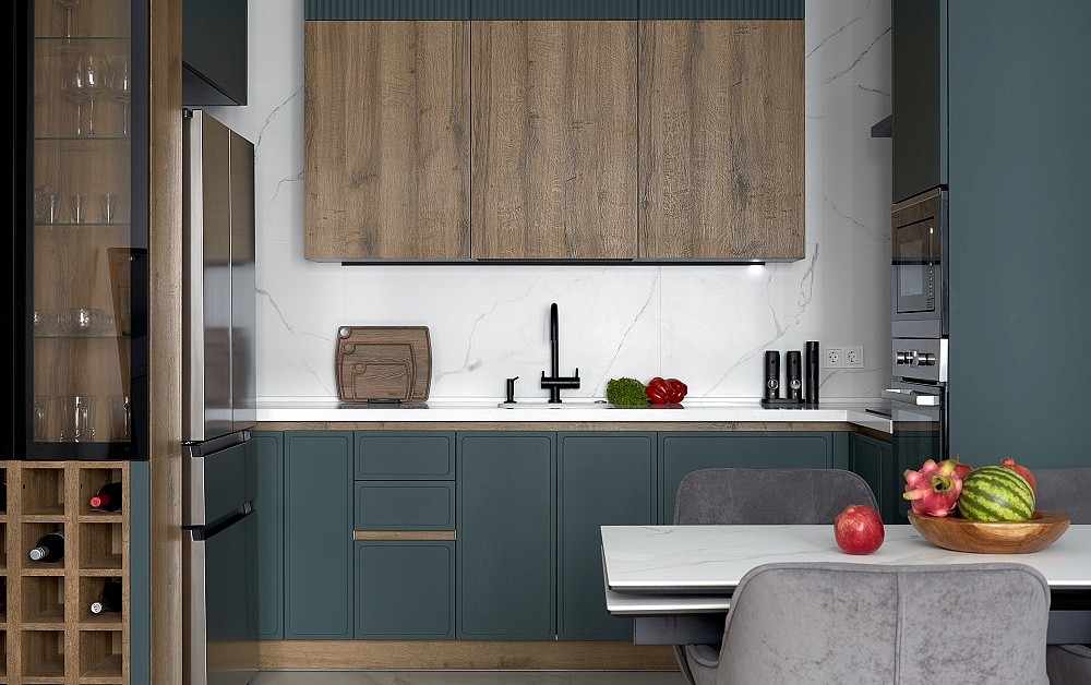 Умная кухня с интегрированным винным стеллажом